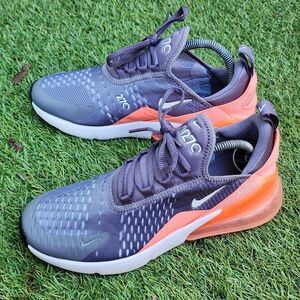 NIKE AIR MAX 270 - Women's Sneakers - SIZE 7.5